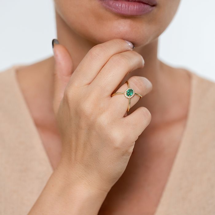 Women ring rozete Yellow Gold with emerald 18ct SDZ0019