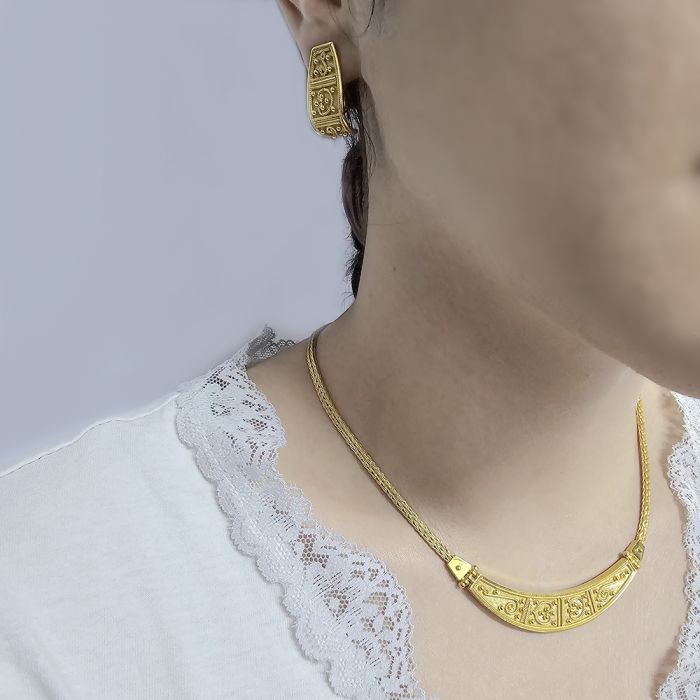Women stud earrings Yellow Gold 18ct KSI5001