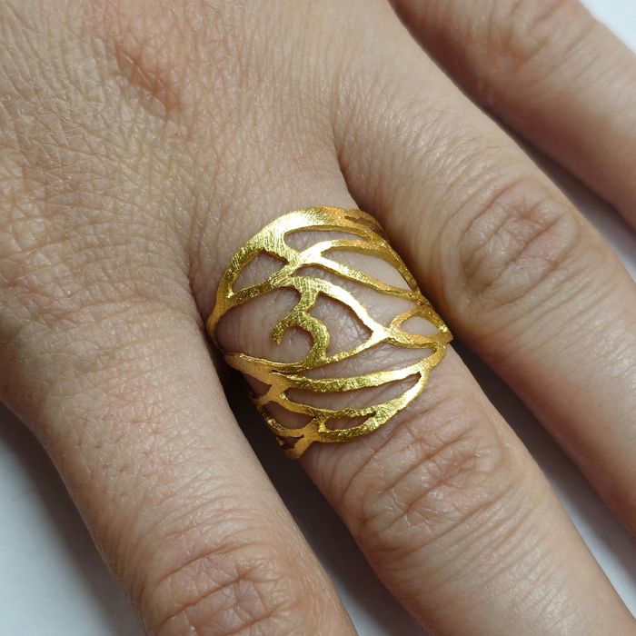 Handmade women's ring in Yellow Gold 18ct KDB0002