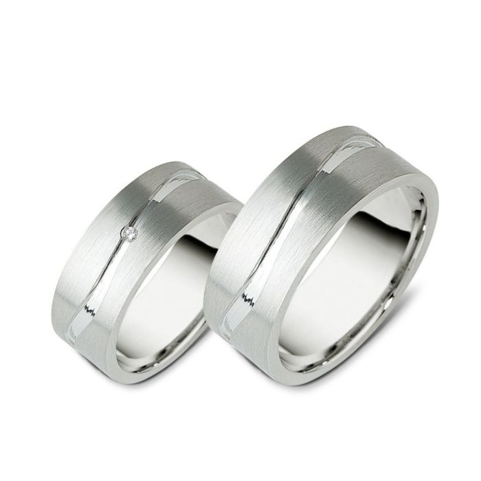 Pair of silver wedding rings E1002