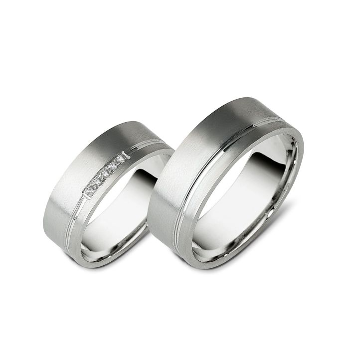 Pair of silver wedding rings E1017