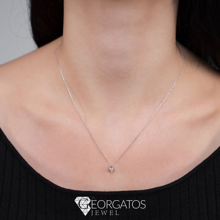 Women white gold necklace with diamond 0,090ct SOJ0011